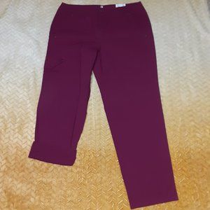 Liz Claiborne Stretch Crop Pants Women's Size 12 NWT Color Berry Crush. $25.00.
